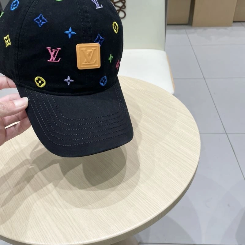 Lightweight Louis Vuitton Caps 257845