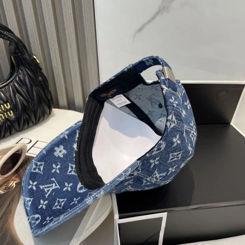 WeatherProof Louis Vuitton Caps 257842
