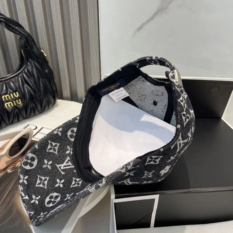 Upgraded Louis Vuitton Caps 257840