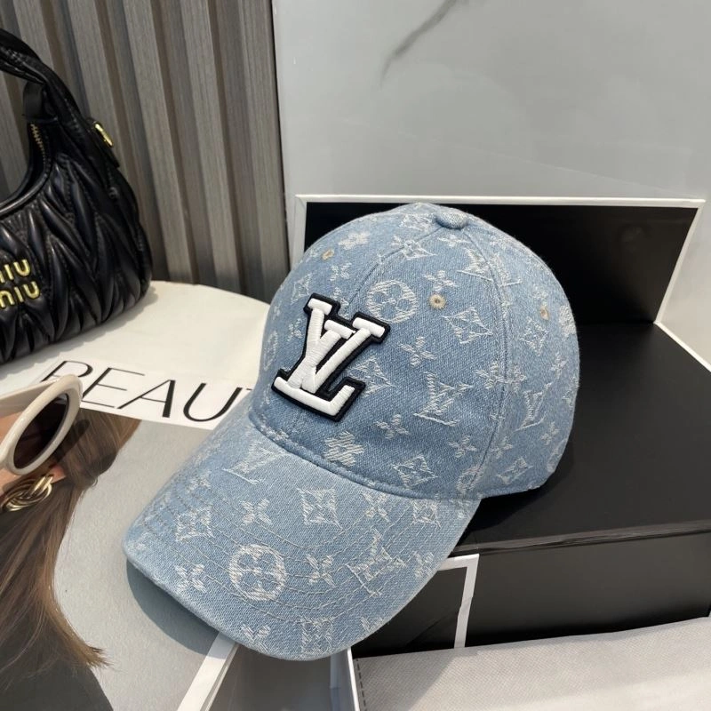 Louis Vuitton Caps Functional 257835