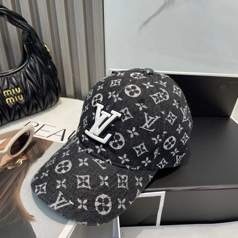 Practical Louis Vuitton Caps 257838