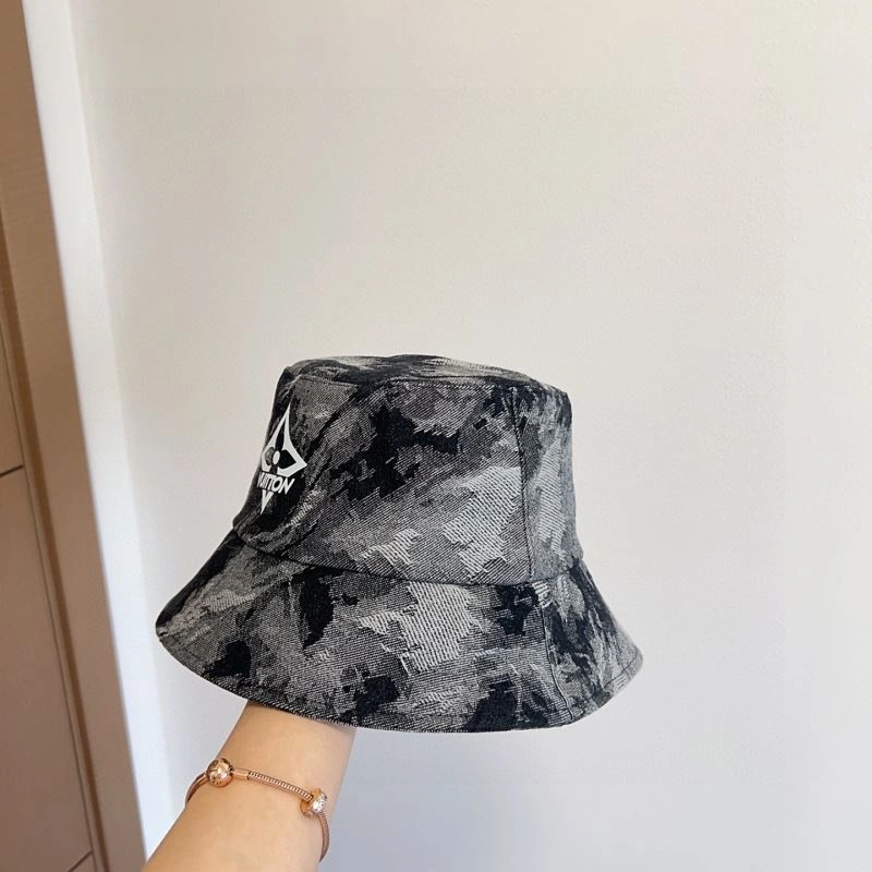 Louis Vuitton Caps SmoothTexture 257839