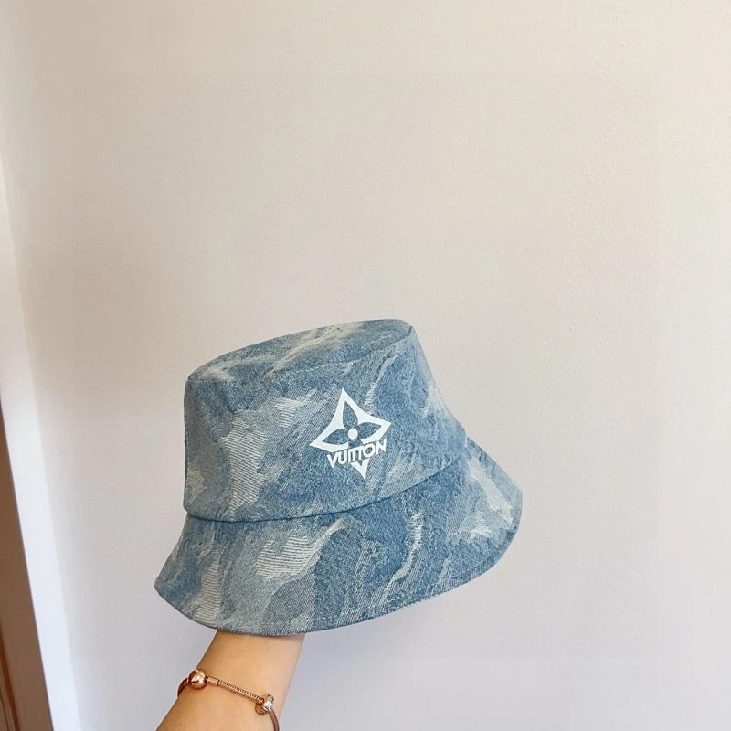 TechFriendly Louis Vuitton Caps 257820
