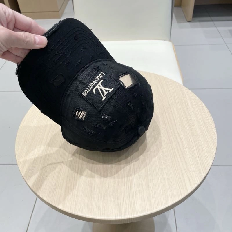 Louis Vuitton Caps MultiPurpose 257815