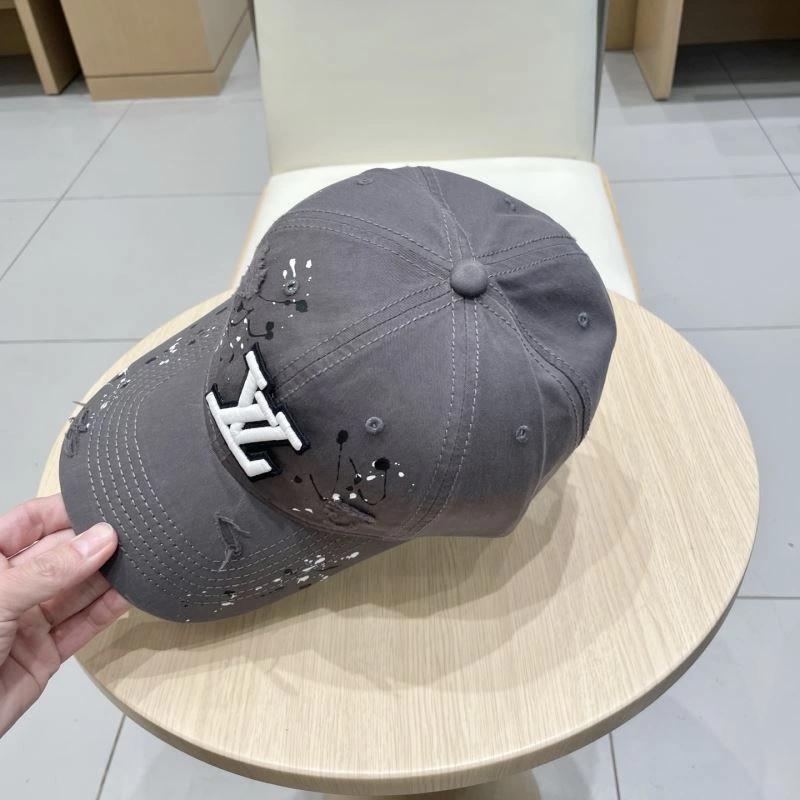 Louis Vuitton Caps Trendsetting 257810
