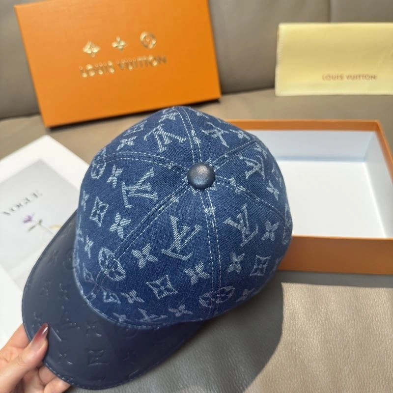 Louis Vuitton Caps Bright 257787