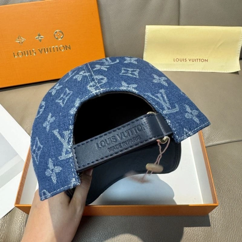 Louis Vuitton Caps Bright 257787