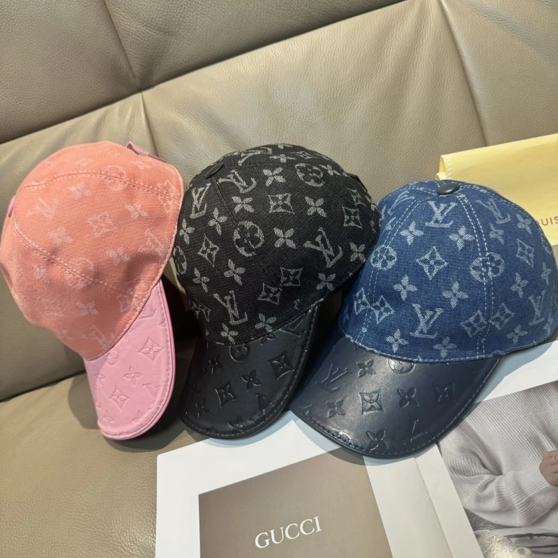 Louis Vuitton Caps Bright 257787