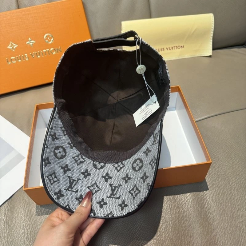 Louis Vuitton Caps Unisex 257781