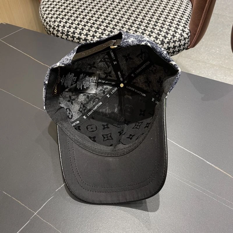 Louis Vuitton Caps UrbanChic 261904