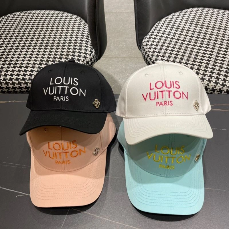 Louis Vuitton Caps Supportive 261902