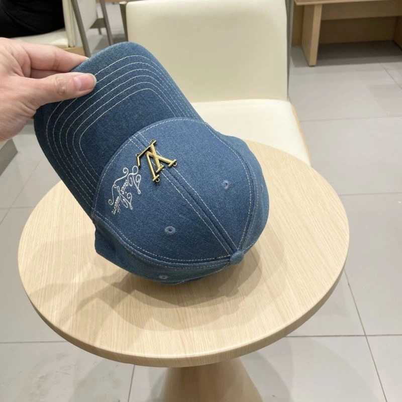 Contemporary Louis Vuitton Caps 261884