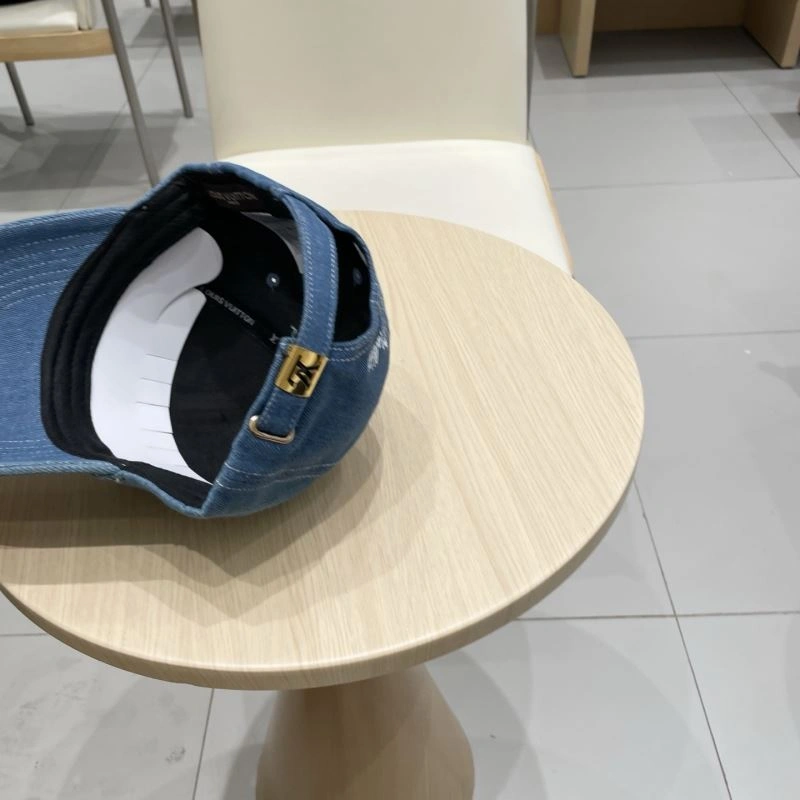 Contemporary Louis Vuitton Caps 261884