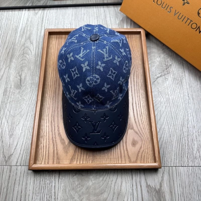 Lightweight Louis Vuitton Caps 261871
