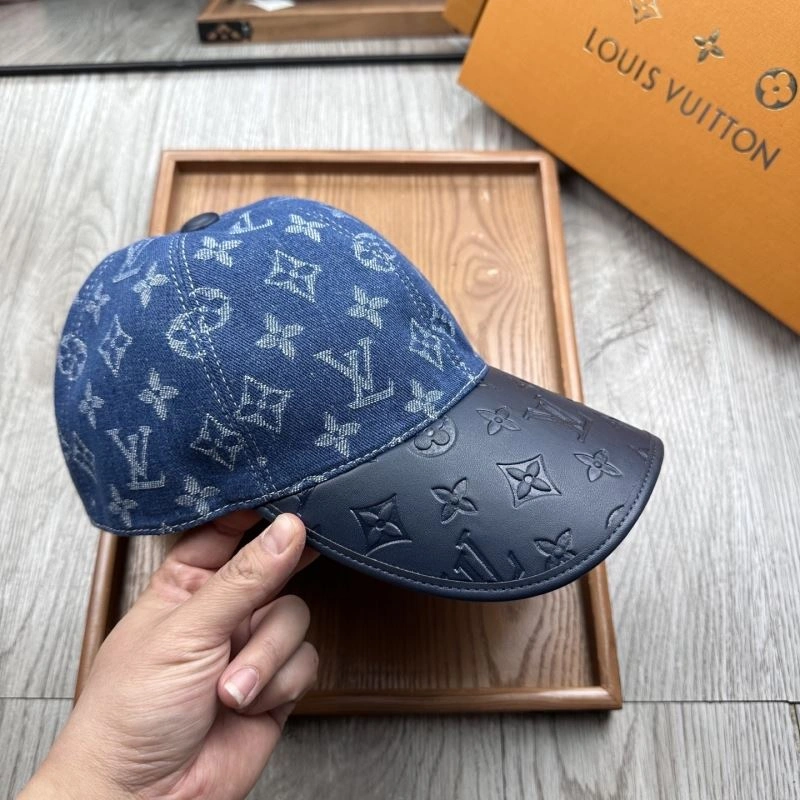 Lightweight Louis Vuitton Caps 261871