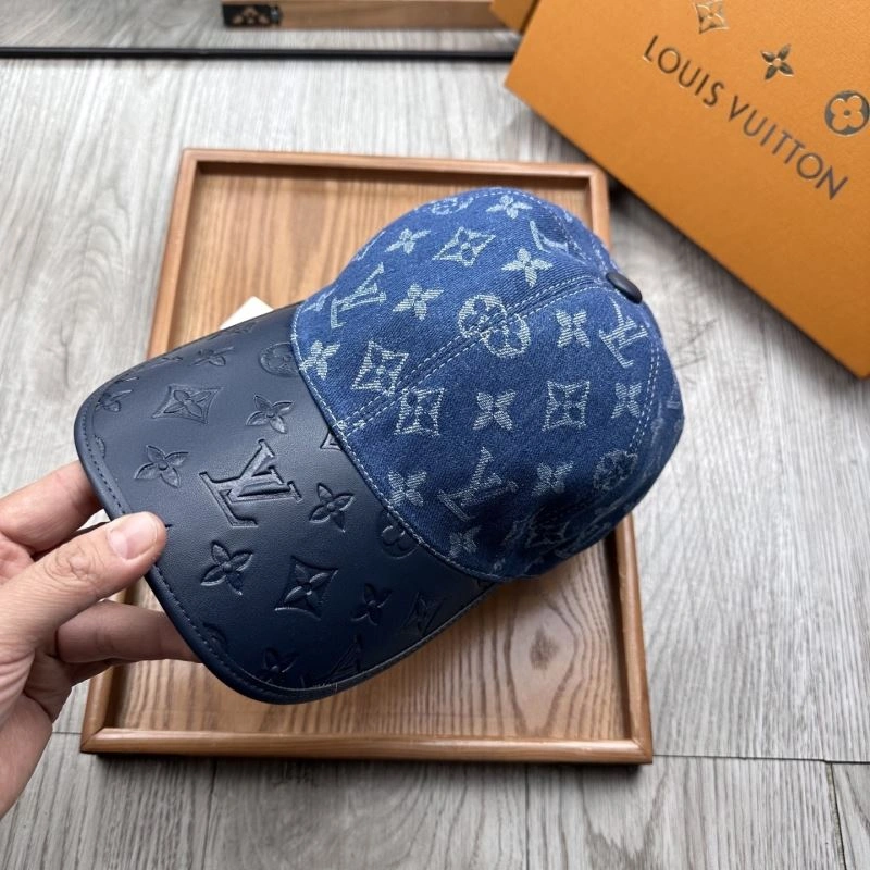 Lightweight Louis Vuitton Caps 261871