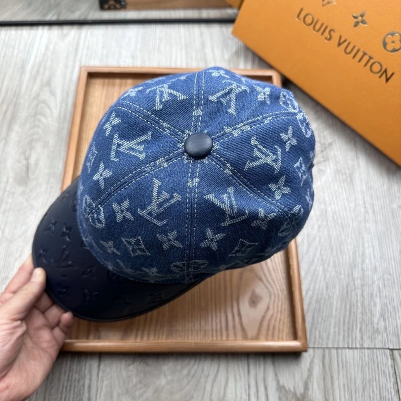 Lightweight Louis Vuitton Caps 261871