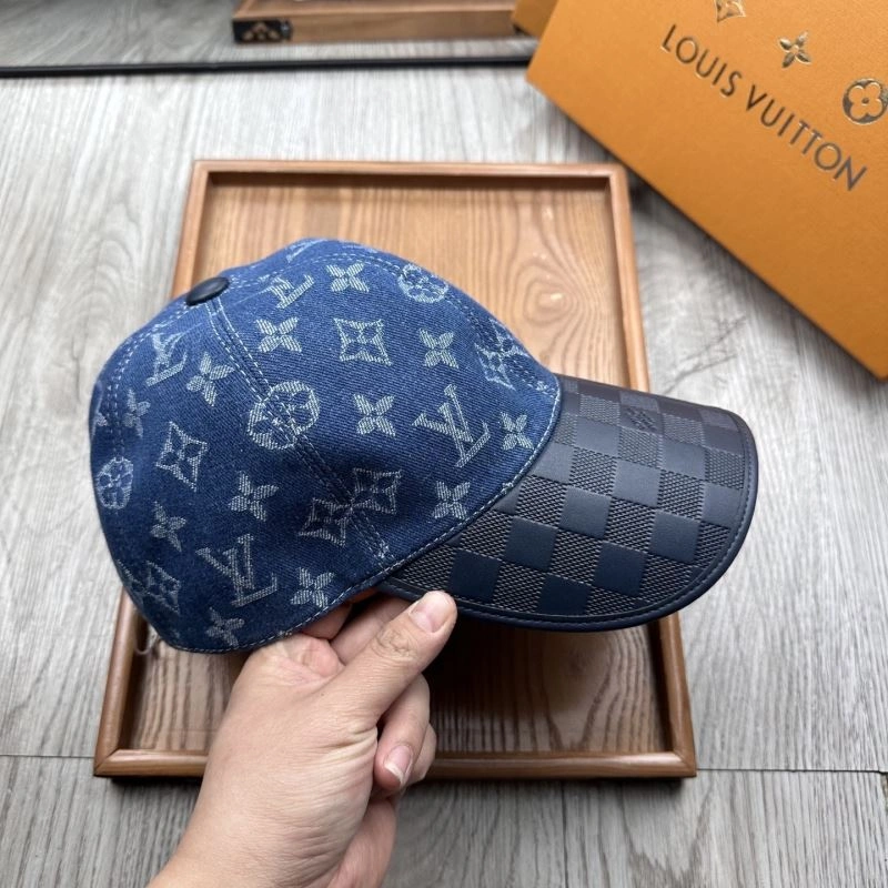 Louis Vuitton Caps EyeCatching 261876