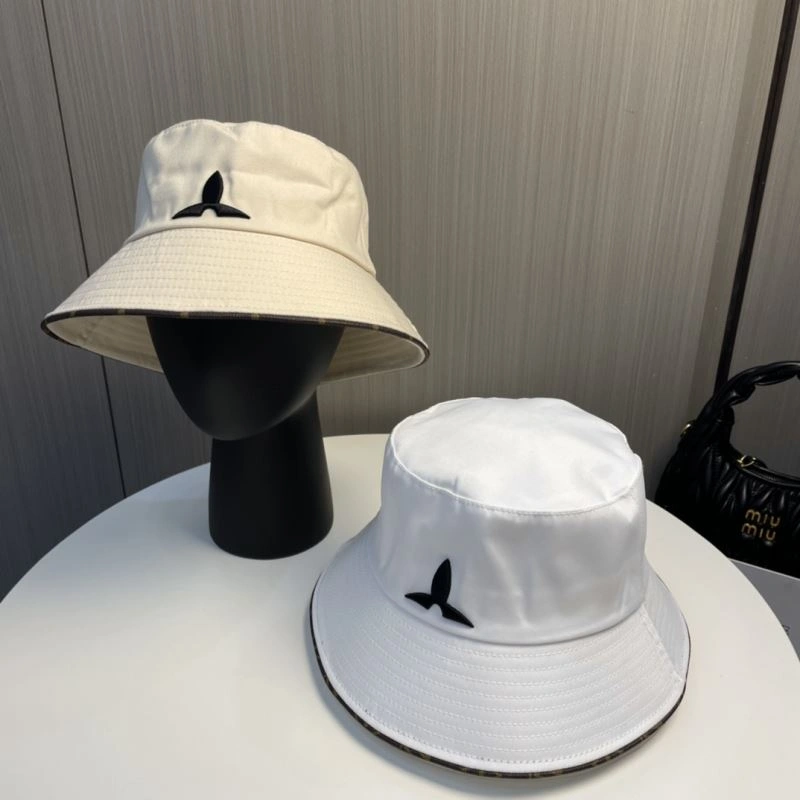 Louis Vuitton Caps Youthful 261882