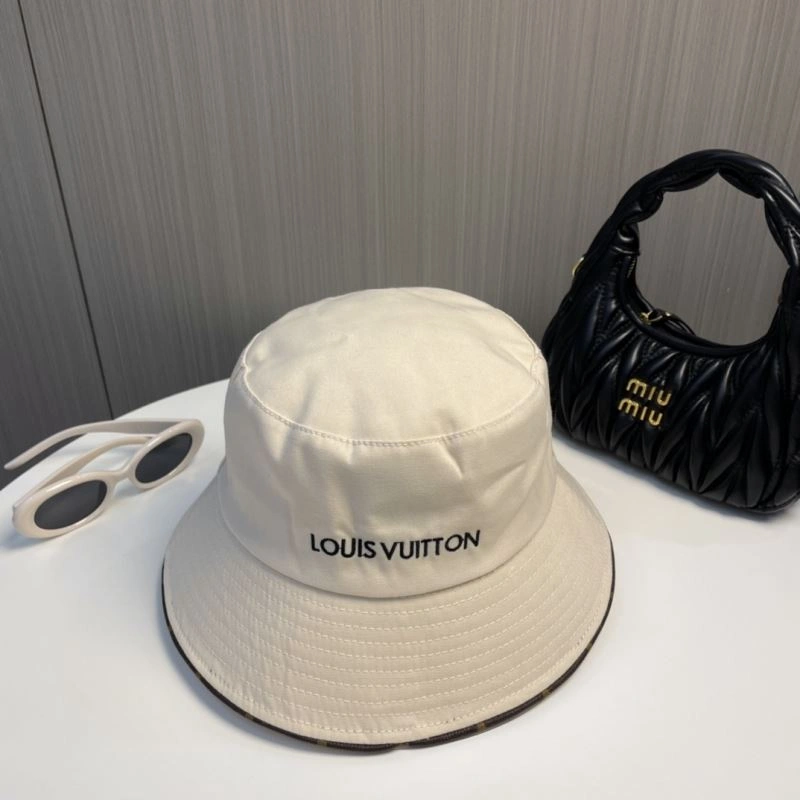 Louis Vuitton Caps Youthful 261882