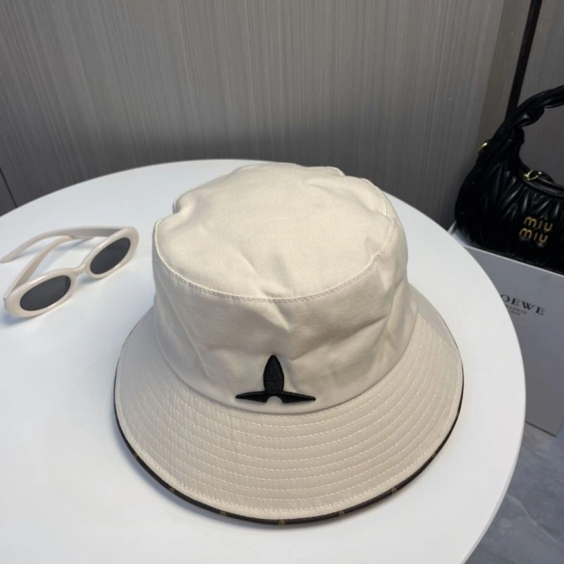 Louis Vuitton Caps Youthful 261882