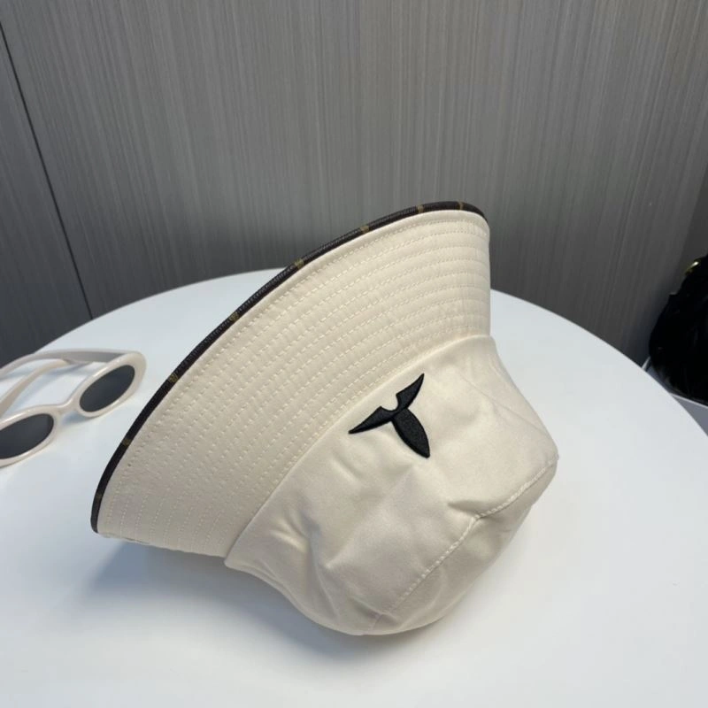 Louis Vuitton Caps Youthful 261882