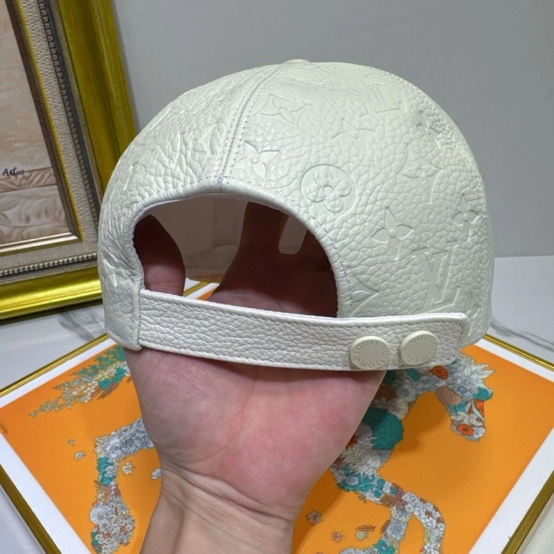 WellDesigned Louis Vuitton Caps 261890