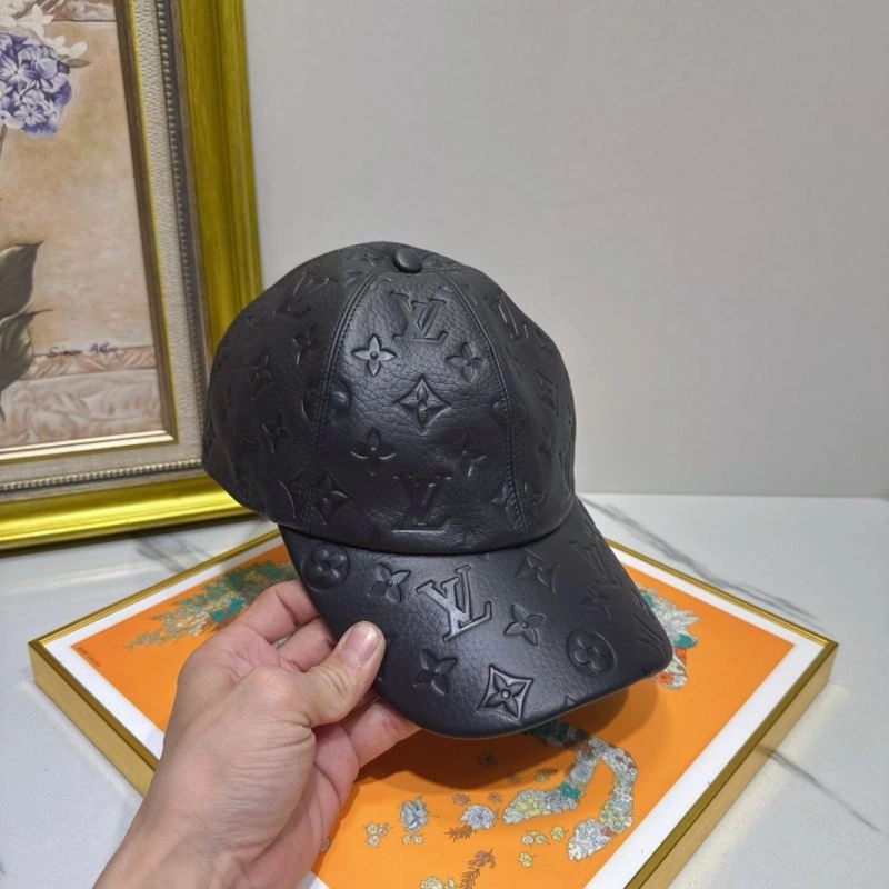 Breathable Louis Vuitton Caps 261891