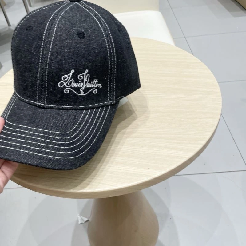 Louis Vuitton Caps Efficient 261858