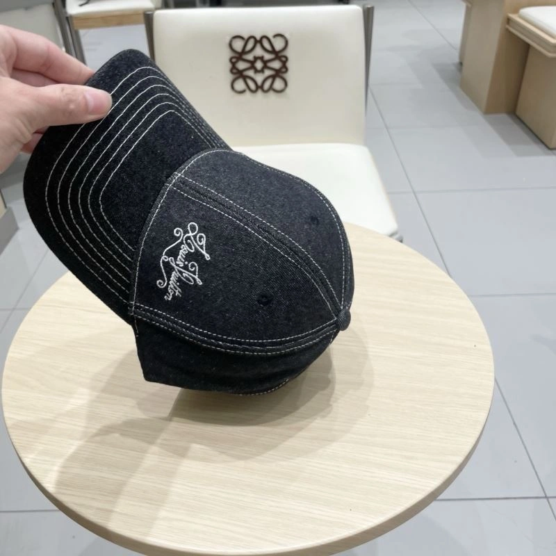 Louis Vuitton Caps Efficient 261858