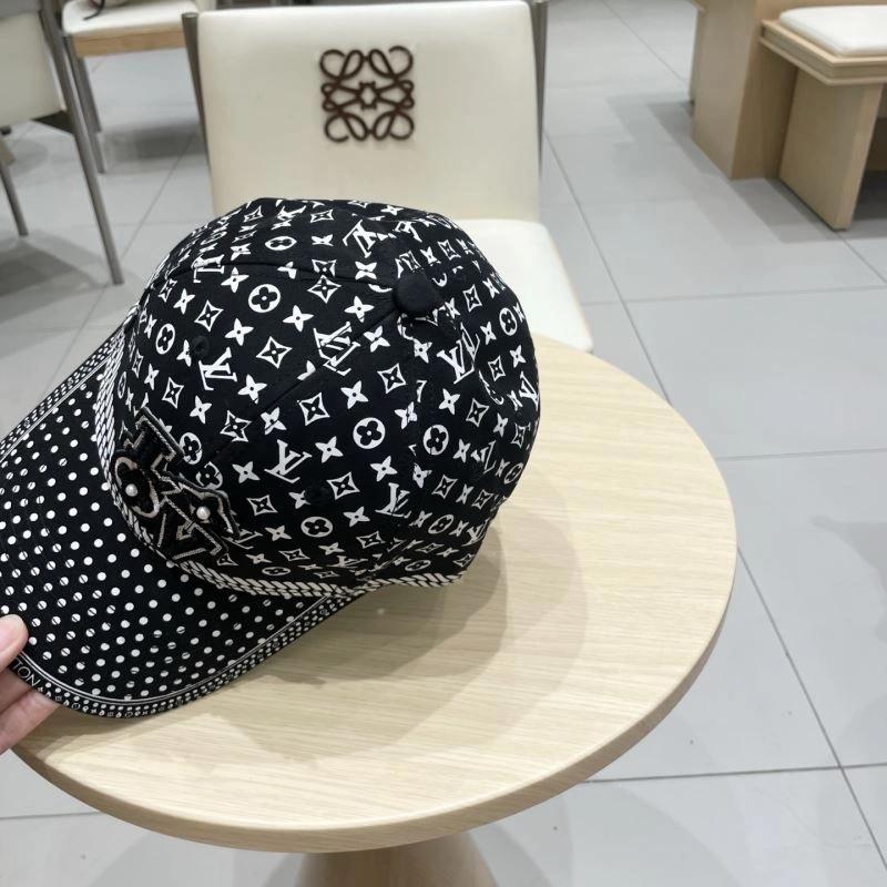Affordable Louis Vuitton Caps 261828