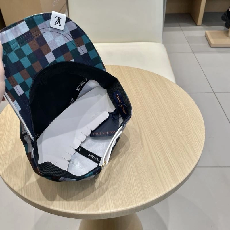 Fashionable Louis Vuitton Caps 261837