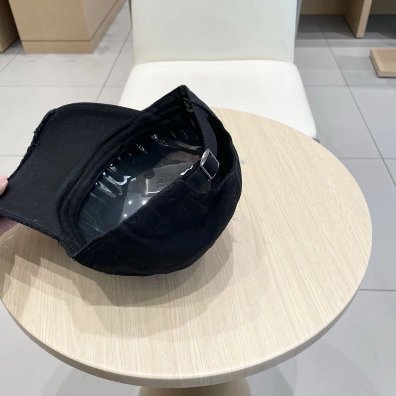 Louis Vuitton Caps Vibrant 261829