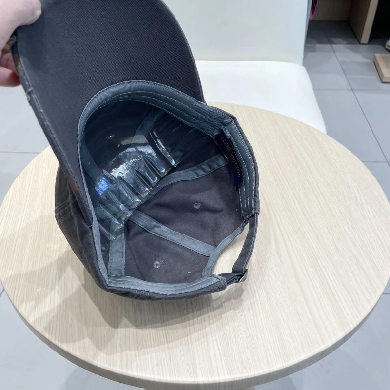 Resilient Louis Vuitton Caps 261853
