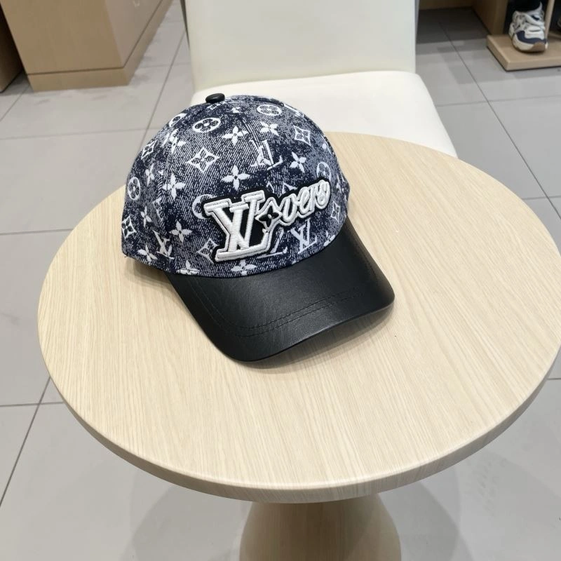 Louis Vuitton Caps ZipUp 261841