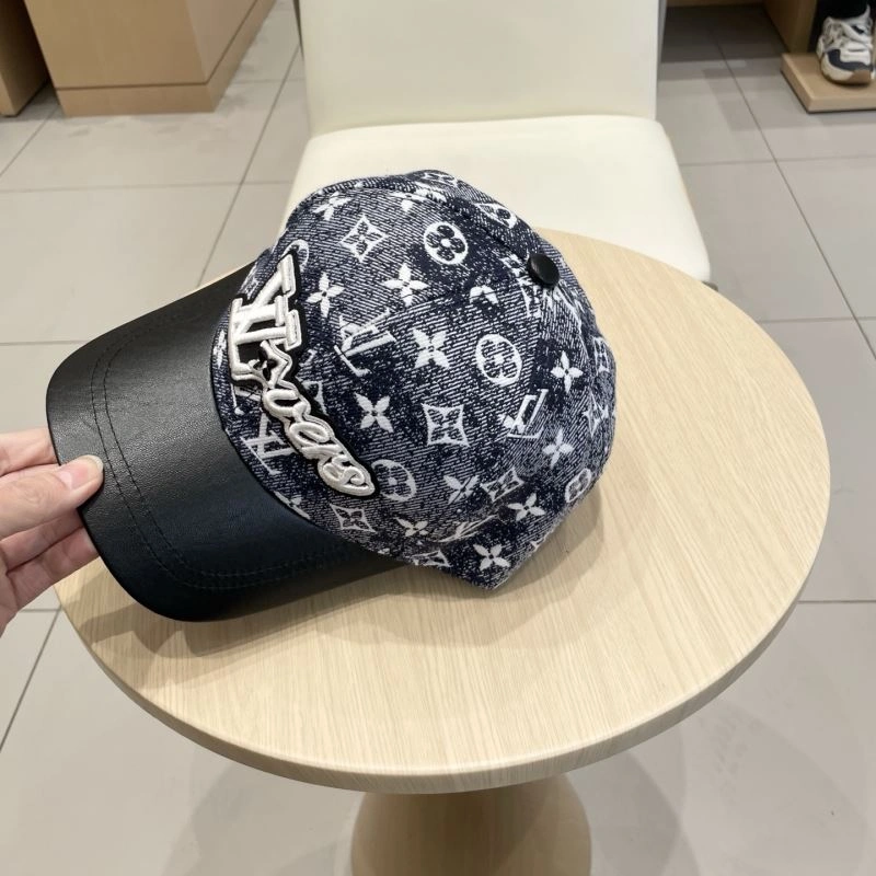 Louis Vuitton Caps ZipUp 261841