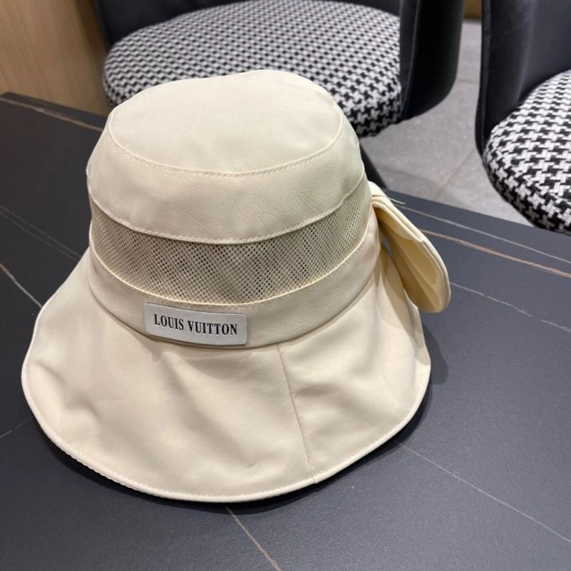 Bright Louis Vuitton Caps 261857