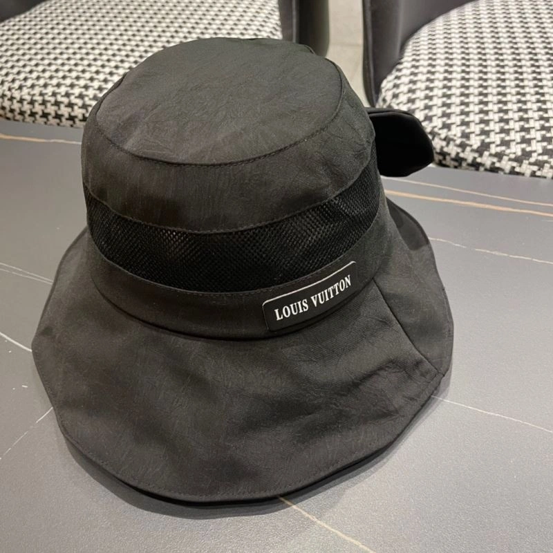 Louis Vuitton Caps Neat 261850
