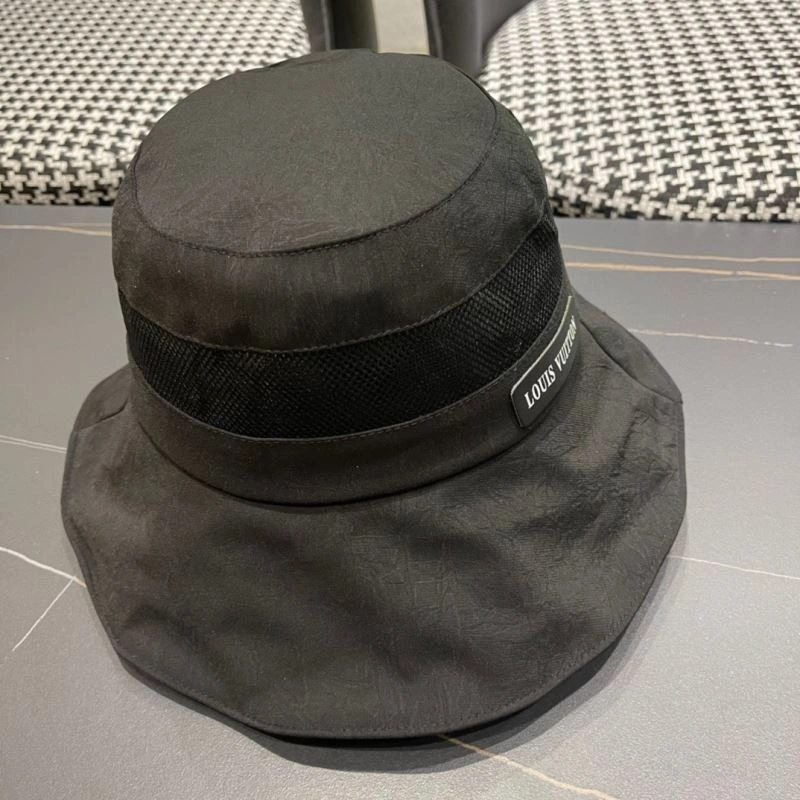Louis Vuitton Caps Neat 261850