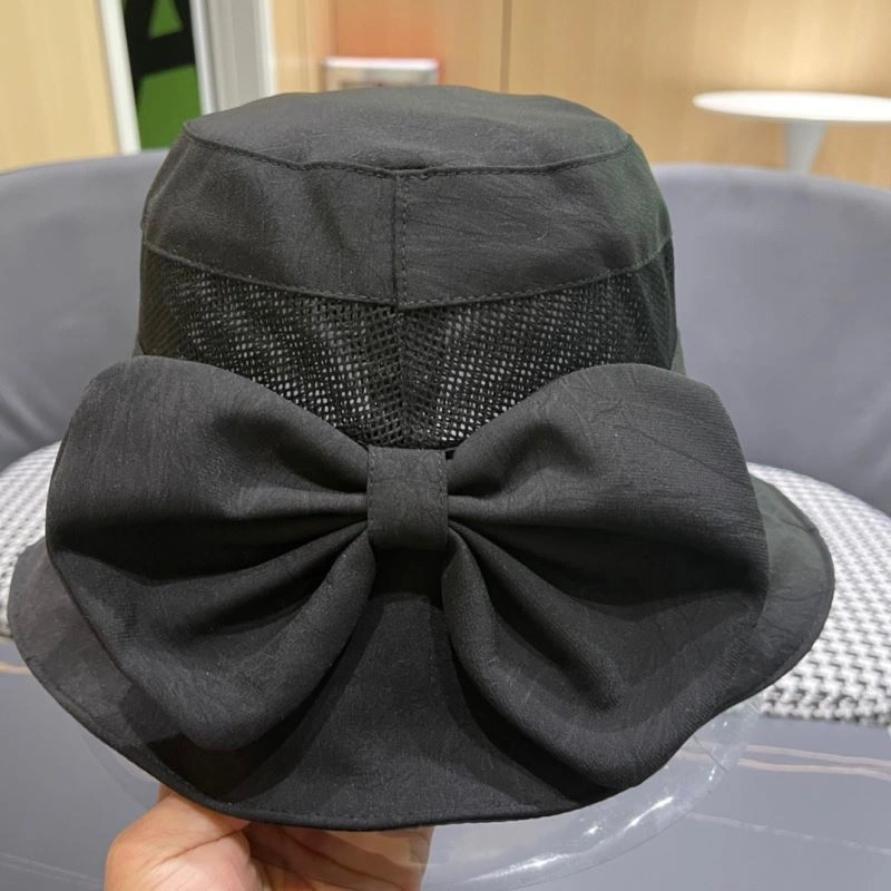 Louis Vuitton Caps Neat 261850