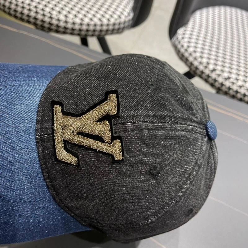 Louis Vuitton Caps Colorful 261852