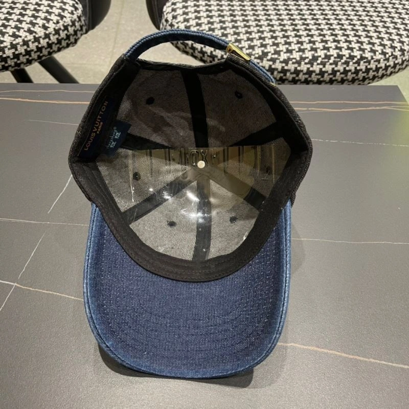 Louis Vuitton Caps Colorful 261852