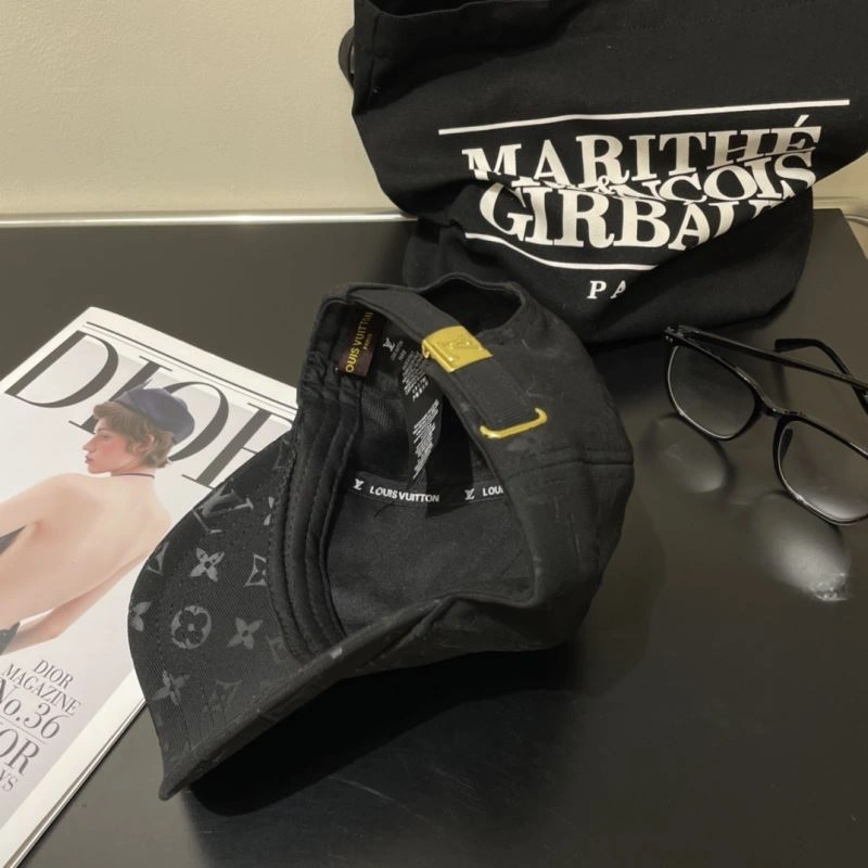 Durable Louis Vuitton Caps 261849