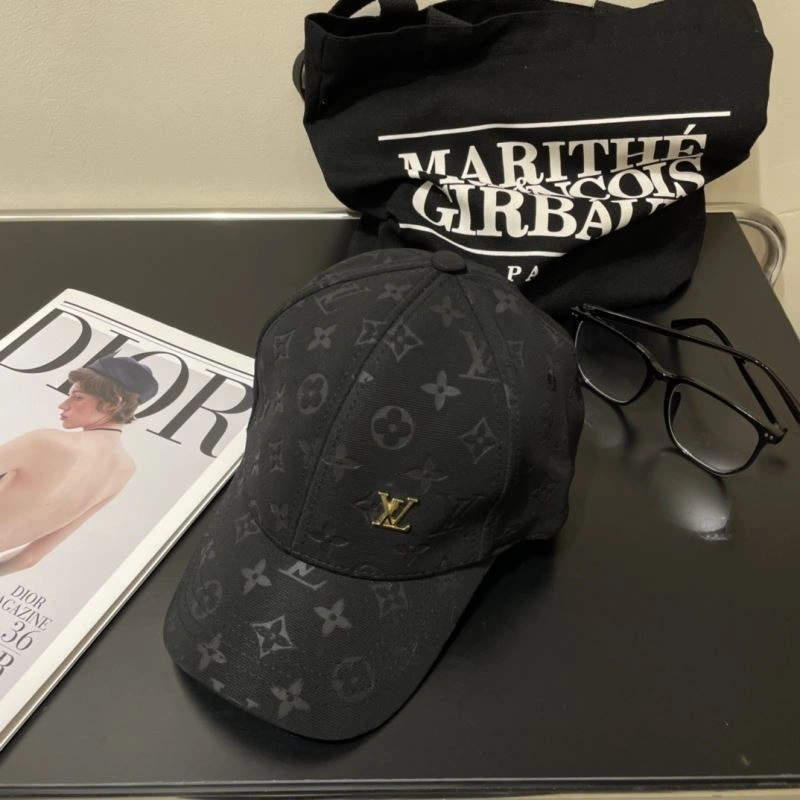 Durable Louis Vuitton Caps 261849