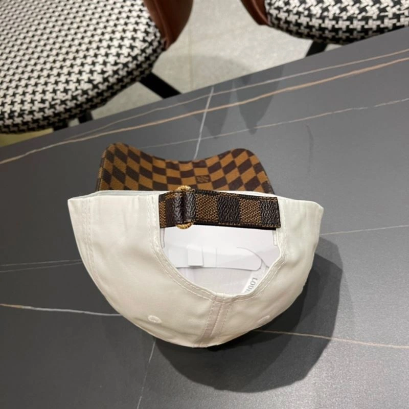 Contemporary Louis Vuitton Caps 261821