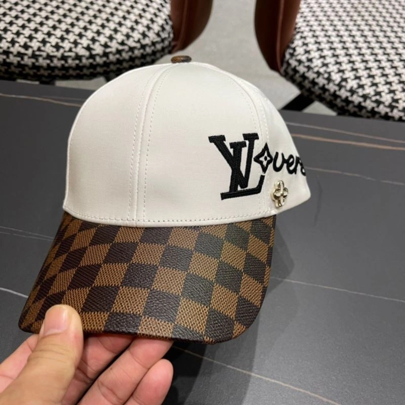 Contemporary Louis Vuitton Caps 261821