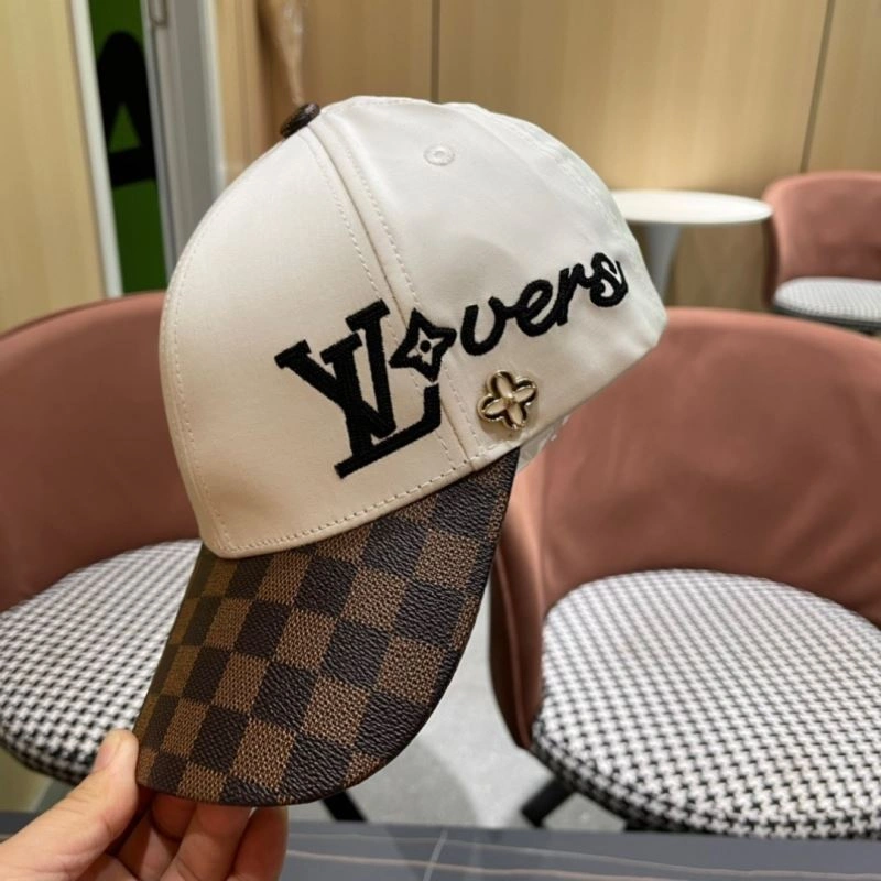 Contemporary Louis Vuitton Caps 261821