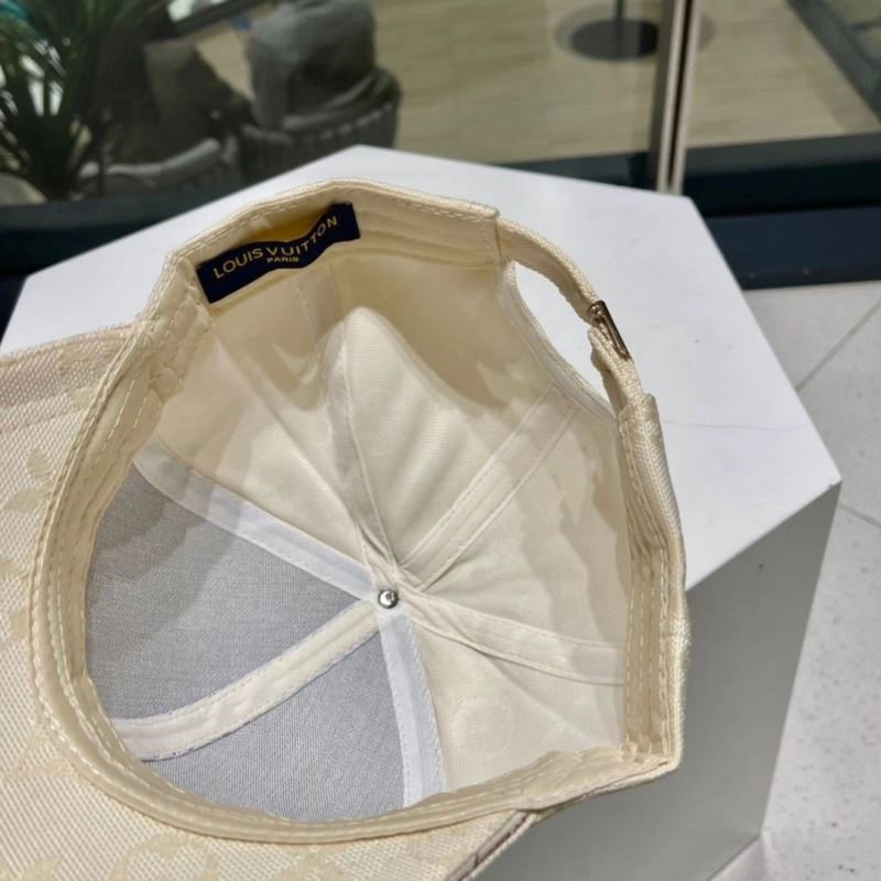 Louis Vuitton Caps TimelessDesign 261820
