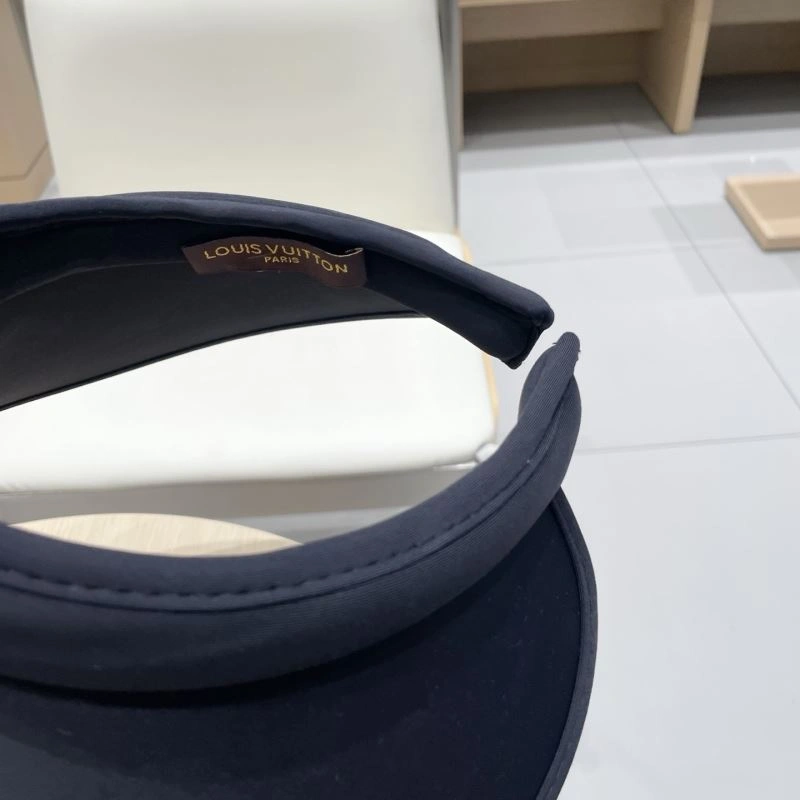 Sustainable Louis Vuitton Caps 261818