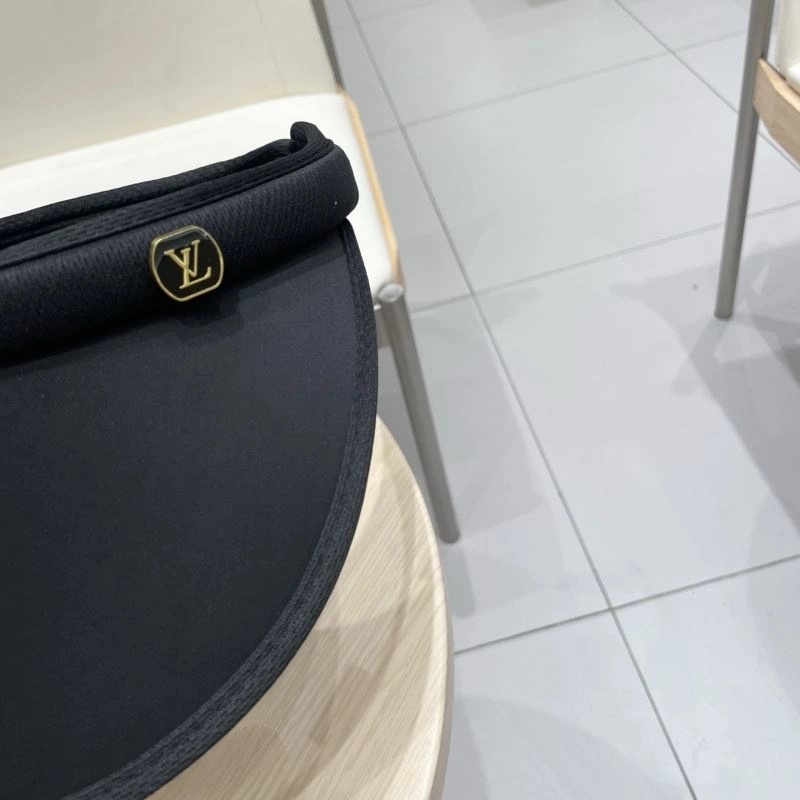 Louis Vuitton Caps Attractive 261815